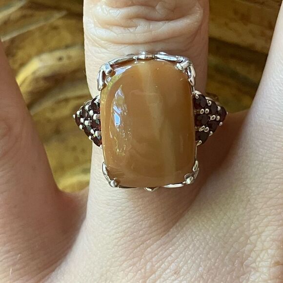 Natural Caramel Opal Red Garnet Sterling Silver Ring Size 6 - Picture 1 of 9